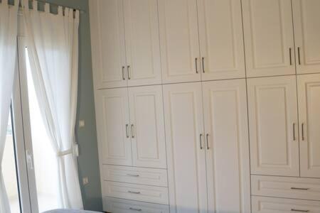 Michaela Apartment Gazi Ngoại thất bức ảnh
